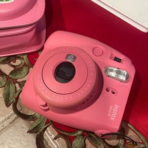 Fujifilm Instax Mini 9 Coral Pink Camera